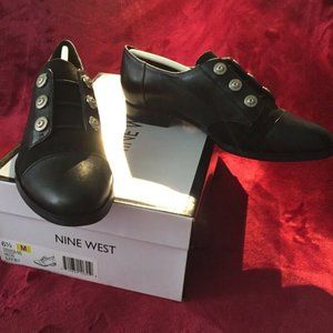 Nine West black women's loafers in Size 6.5